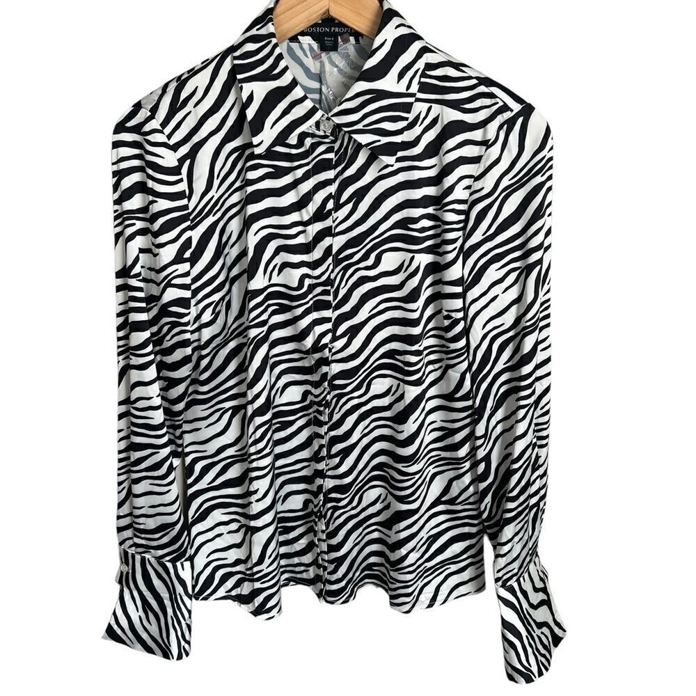 Boston Proper Zebra Print Satin Blouse size 4 Black/White Cuffed Sleeve Top